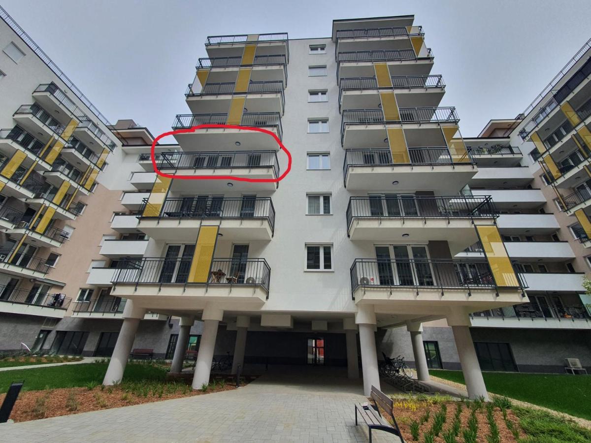 Park West Apartment - Free Parking Budapest Eksteriør billede